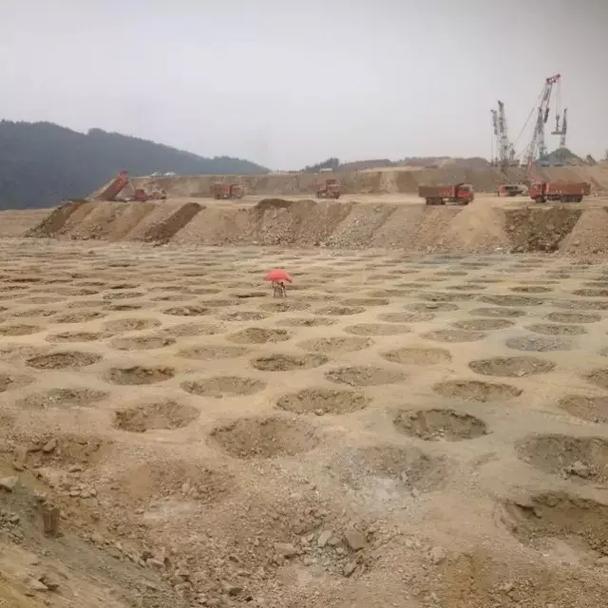 2015年湖北十堰武当山机场施工现场纪实 土石方工程巡礼